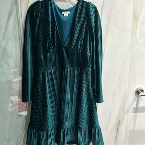 Shoshanna emerald metallic cocktail dress.